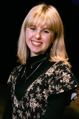 Portrait of Chloe Amyx