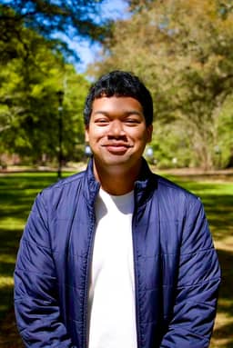 Portrait of Javon Huynh